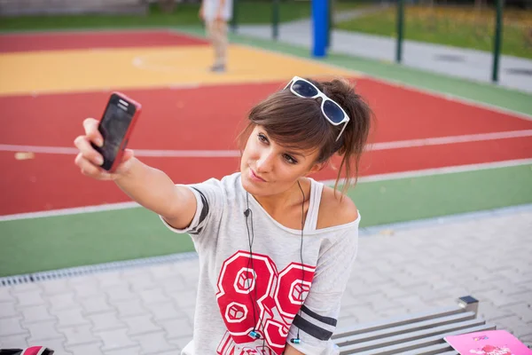 Girl making selfie photo — Stock Photo, Image