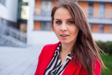 Genç güzel kadın.