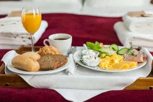 Tray with breakfast food — Stock Photo, Image