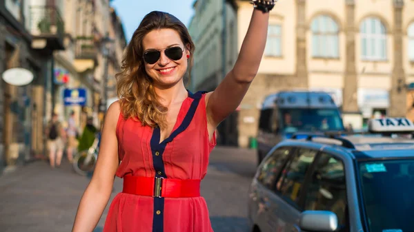 Beautiful woman outdoors — Stock Photo, Image