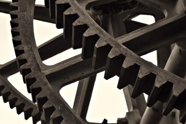 Gears at a historic crane — Stock Photo, Image