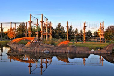 tırmanma bir park ve bir göl