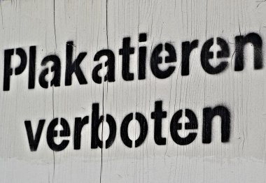 harfler bir şantiye çit