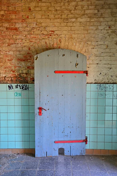 In an abandoned brewery — Stock Photo, Image