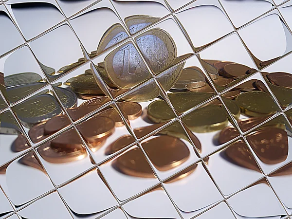 Монеты евро в зеркале — стоковое фото