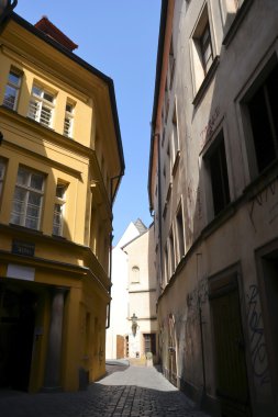 Prag'ın dar sokakta