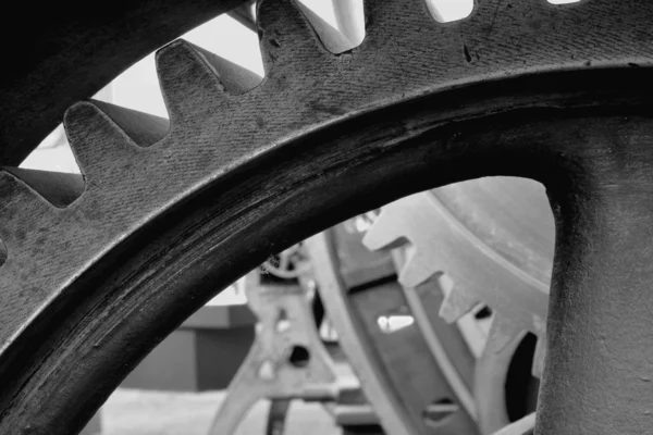 Gears of an old machine in the Technik Museum Magdeburg — Stock Photo, Image