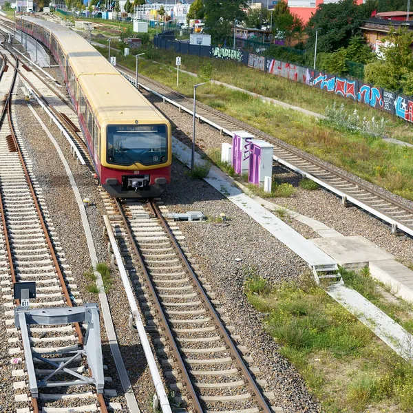 Berlin Tyskland September 2021 Flytta Bahn Riktning Mot Ostbahnhof Station — Stockfoto