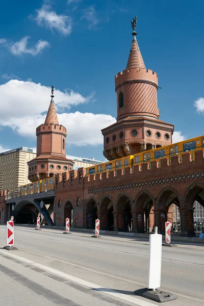 Oberbaumbruecke Berlino Confine Tra Berlino Est Berlino Ovest — Foto Stock