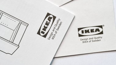 Magdeburg, Almanya 23 Ocak 2022: İsveçli mobilya şirketi Ikea 'nın mobilya talimatları                               