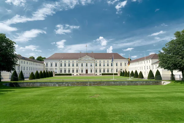 Zabytkowy Pałac Bellevue Obecnie Oficjalna Rezydencja Prezydenta Federalnego Stolicy Niemiec — Zdjęcie stockowe