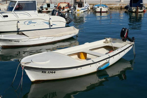 Krk Croacia Agosto 2021 Barcos Pesca Puerto Ciudad Krk Mar —  Fotos de Stock