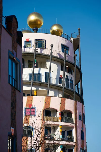 Magdeburg Německo Února 2022 Detail Hundertwasserhausu Magdeburgu Poslední Projekt Architekta — Stock fotografie