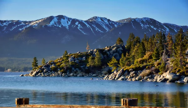 Lake Tahoe & Sierra Nevada Mountains — Stock Photo, Image