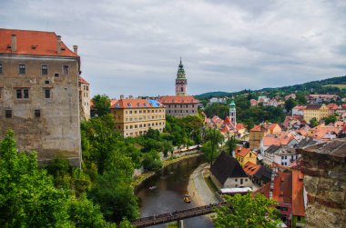 Renkli Evleri olan Cesky Krumlov Manzarası