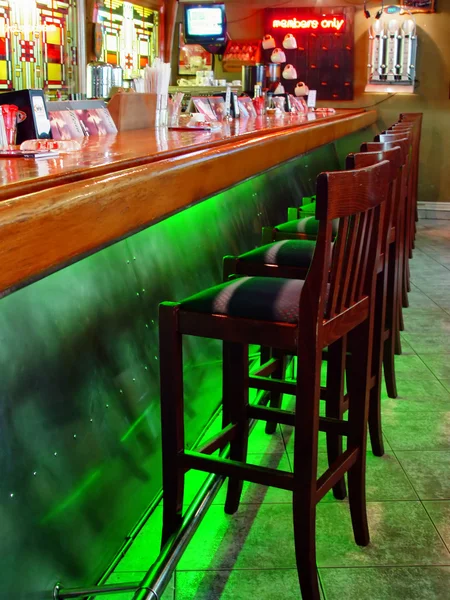 Bar und Stühle — Stockfoto