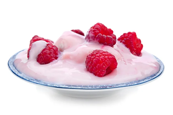 Hallon och yoghurt — Stockfoto