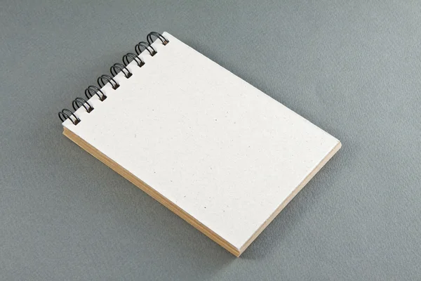 Újrahasznosított papír notebook elülső borító — Stock Fotó