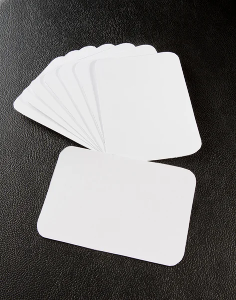 köşeleri yuvarlatılmış boş kartvizit