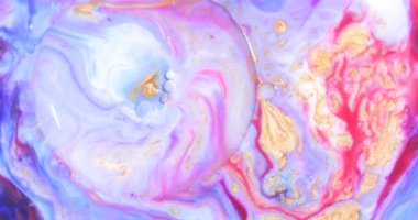 Sıvı boya sıçrama ve girdapla karıştırılmış sanat eserleri.