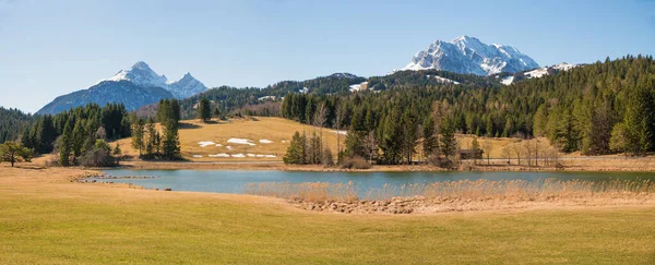 Lago Charneca Schmalensee Paisagem Montanhosa Idílica Início Primavera Vista Para — Fotografia de Stock