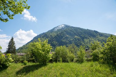 Bavyera bahar manzarası rottach-egern, Wallberg Dağı manzaralı, yukarı bavyera