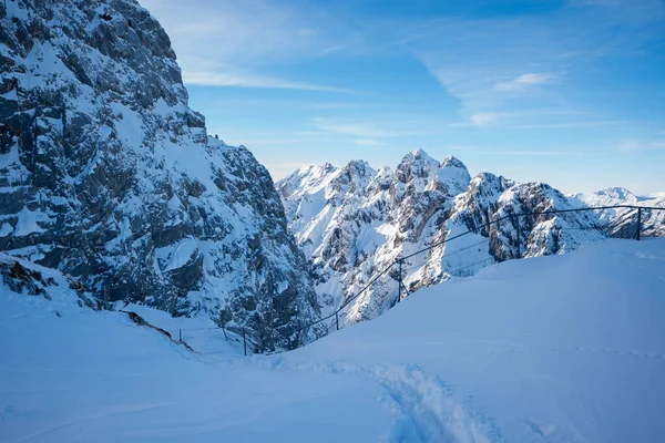 Sendero Nevado Cumbre Osterfelderkopf Garmisch Montañas Bavarianas Temporada Invierno — Foto de Stock