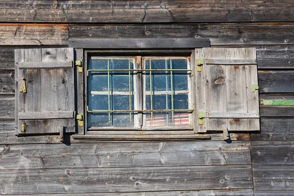 Wooden Facade Old Boathouse Lattice Window Shutters — Zdjęcie stockowe