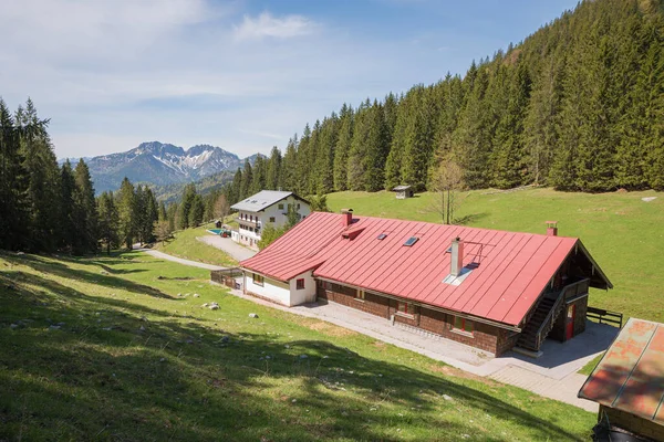 Mountain Lodge Way Taubenstein Summit Hiking Destination Spitzing Upper Bavaria — стоковое фото