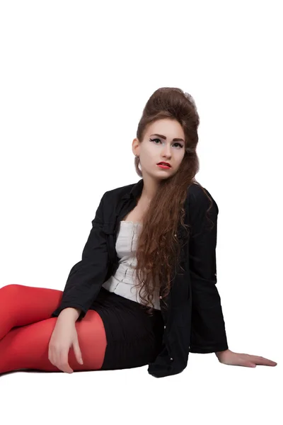 Tonårsflicka i svarta och röda kläder — Stockfoto