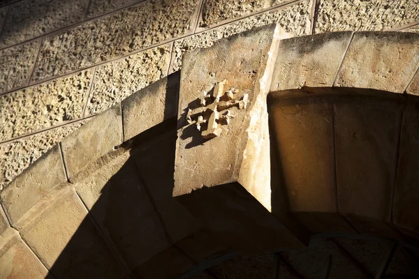 Cross on Keystone — Stock Photo, Image