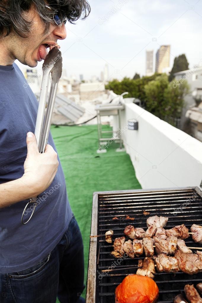 Munching Off the Grill