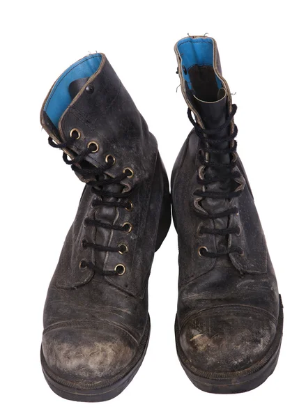 Izolované použité armádní boty - vysoký úhel čelní — Stock fotografie