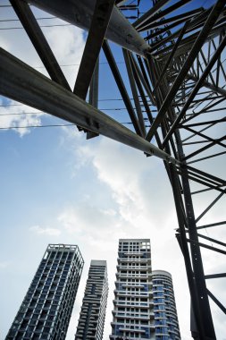 pilon soyut ve apartmanlar