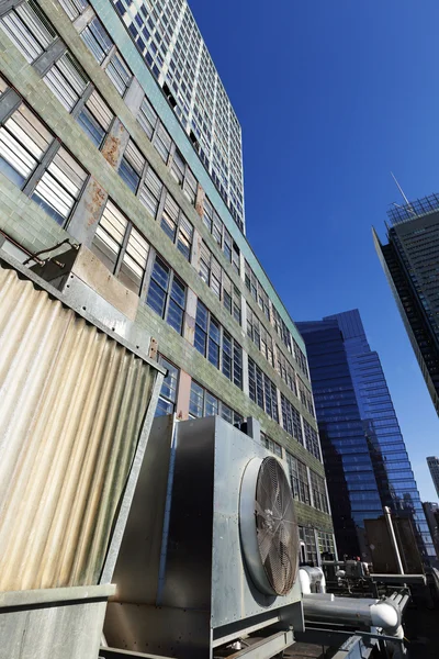 都市空調空気 contidioner 室外機マンハッタン ニューヨーク — ストック写真