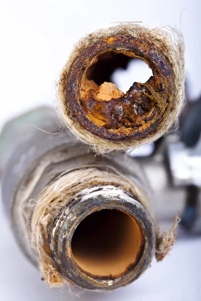 Busted Rusty Pipes — Stock Photo, Image