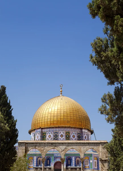 Dome of the Rock Among Trees — Stock Photo, Image