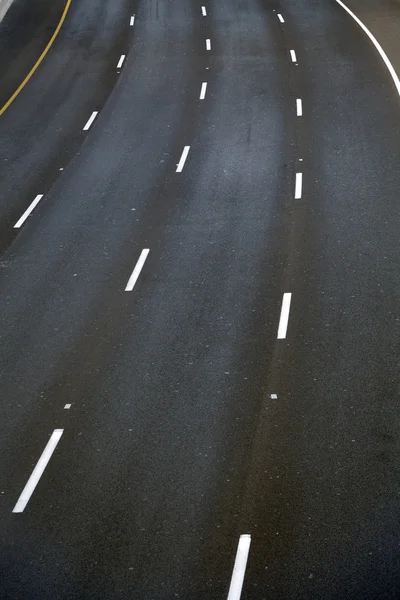 Lege vier-baans snelweg — Stockfoto