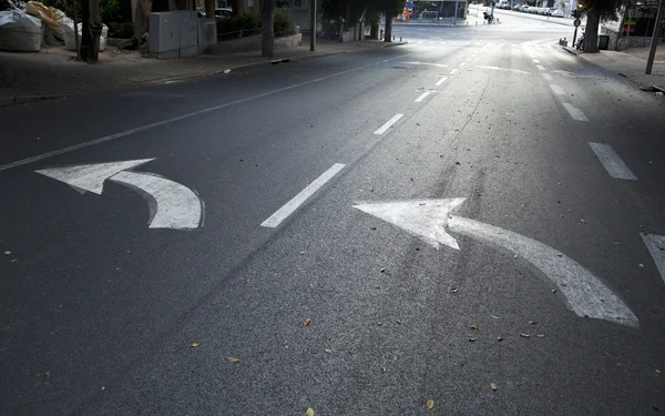 Calle vacía al amanecer — Foto de Stock