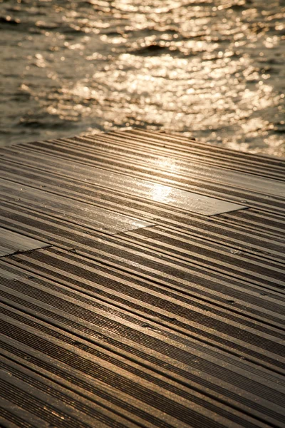 Wet Wooden Deck & Sea — Stock Photo, Image