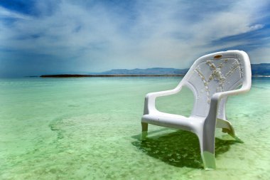 Ölü Deniz, sandalye