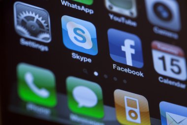 iPhone 4 uygulamaları