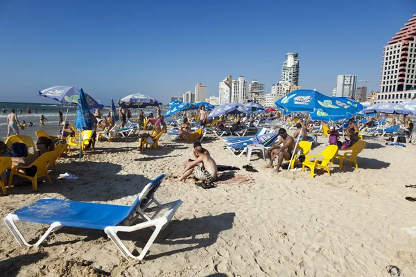 Tel aviv strand und hotel strip — Stockfoto