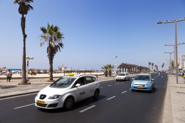 yaz plaj tel-Aviv'de