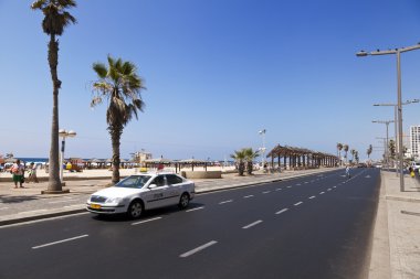 yaz plaj tel-Aviv'de