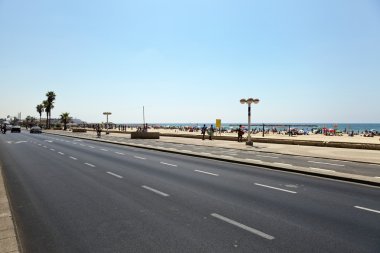 yaz plaj tel-Aviv'de