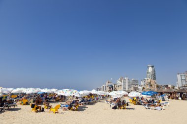 yaz plaj tel-Aviv'de