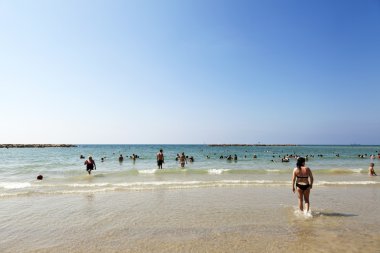 yaz plaj tel-Aviv'de