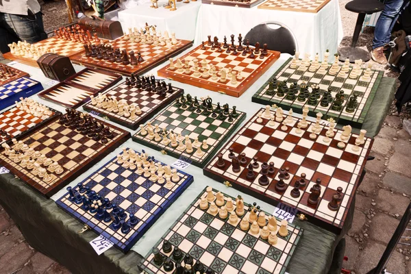 Placas de xadrez à venda no Mauerpark Flea Sunday Flea Market — Fotografia de Stock