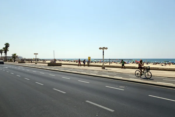Verano en la playa de Tel-Aviv — Foto de Stock
